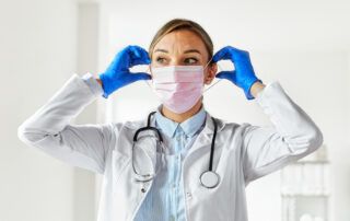 médico durante el covid19
