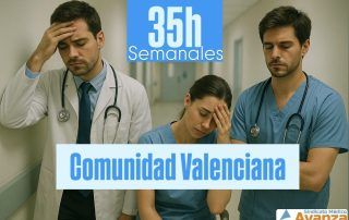 Médicos y personal sanitario cansados, reivindicando la jornada laboral de 35 horas semanales en la Sanidad de la Comunidad Valenciana